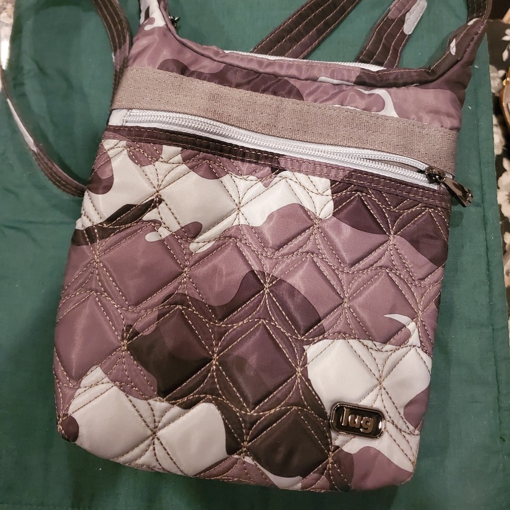 ❄️❄️❄️❄️❄️ARTIC CAMMO LUG🧳CROSSBODY BAG❄️❄️❄️❄️❄️❄️❄️❄️❄️
